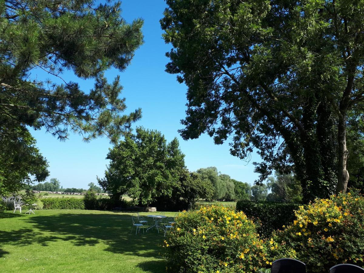 Manoir De La Ville Marie Hirel エクステリア 写真